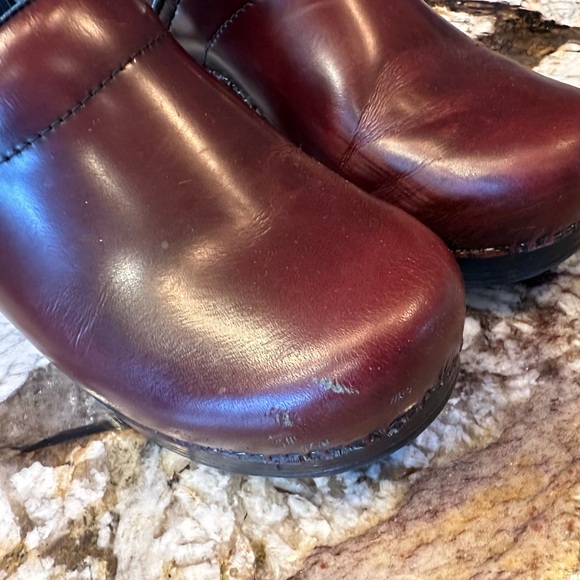 Dansko shoes - Picture 2 of 3